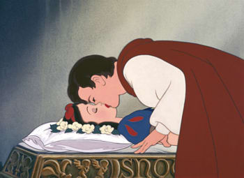 迪士尼公主年紀太母湯！白雪14歲「王子大她2倍」　最猛姊弟戀差10歲