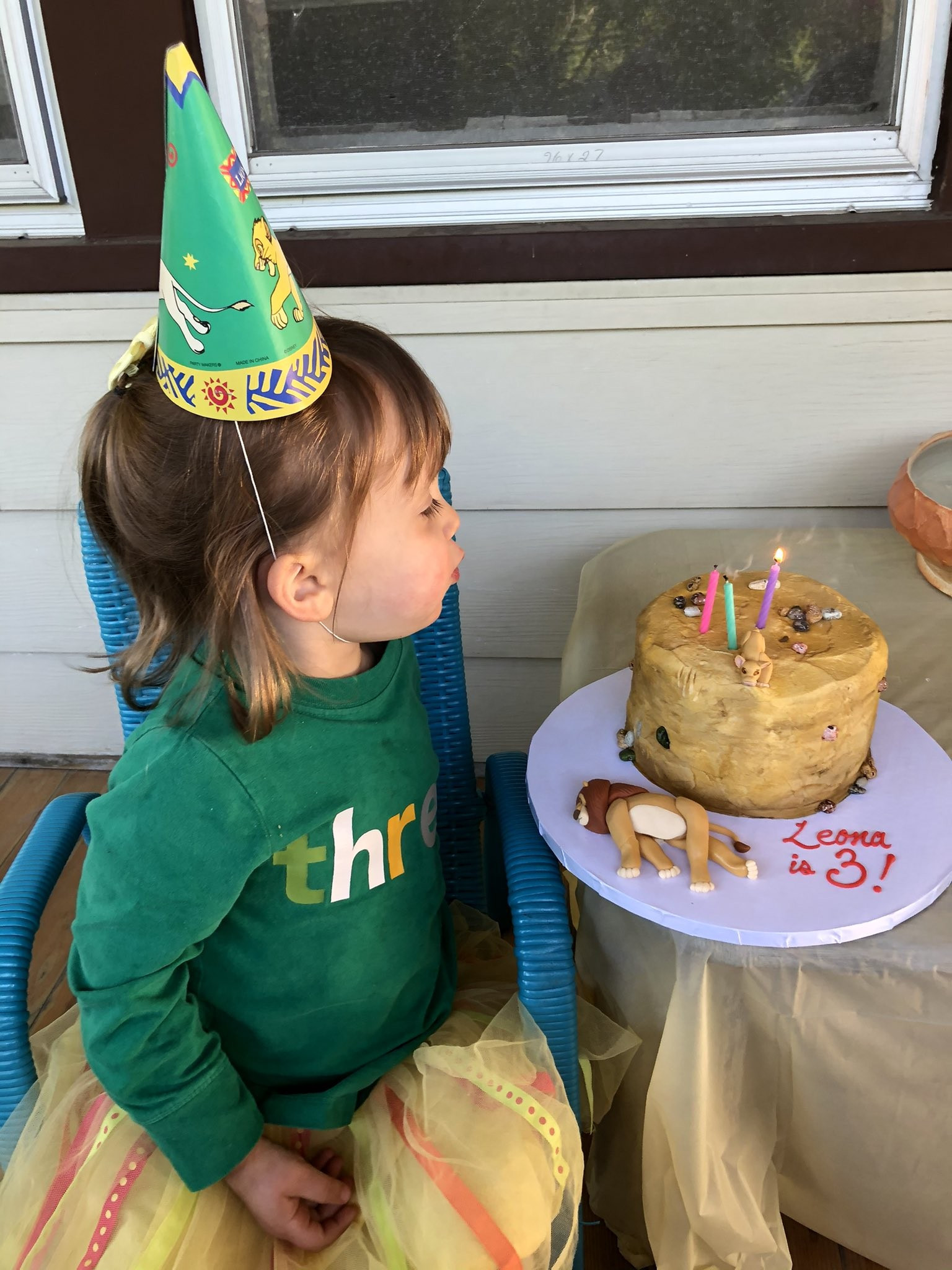 ▲▼ 3歲小女孩生日蛋糕。（圖／翻攝自Twitter／）